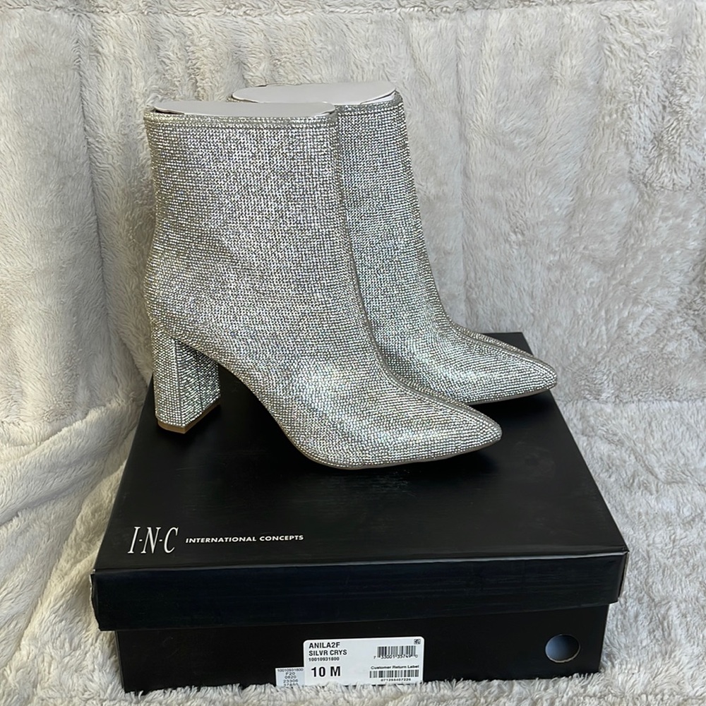 INC international concepts Silver Anila